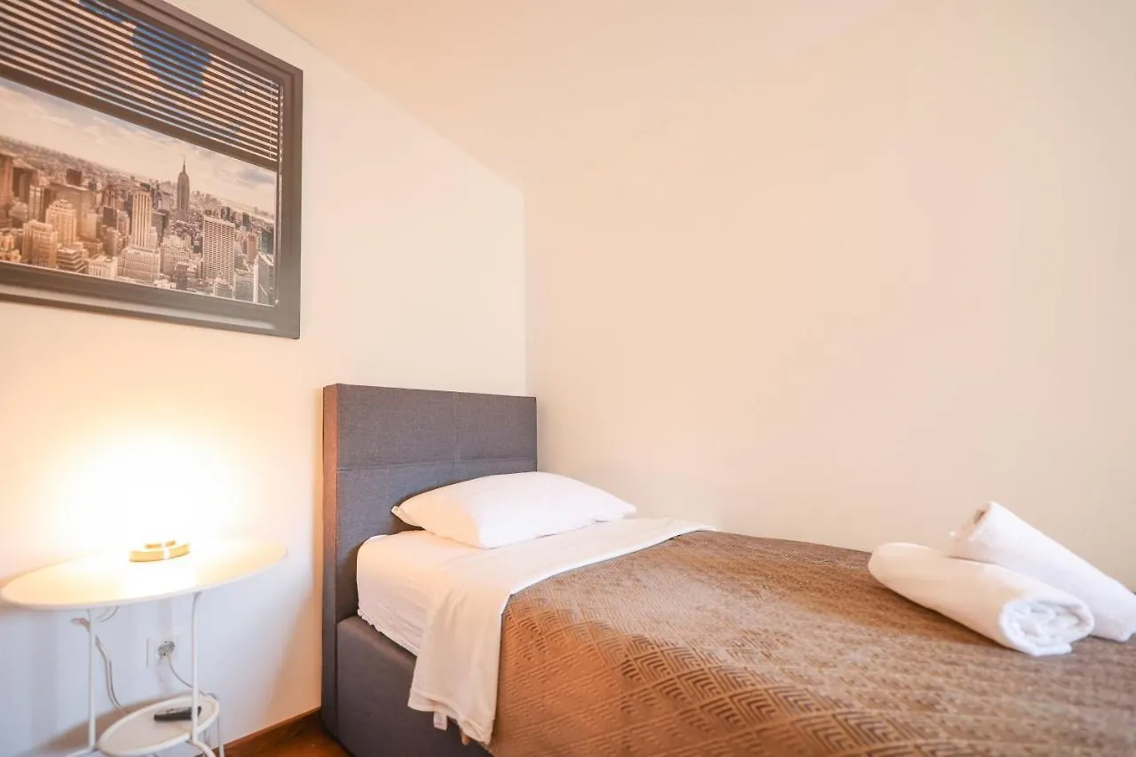Sunny Terrace With Two Bedroom And Parking Zadar Apartment
